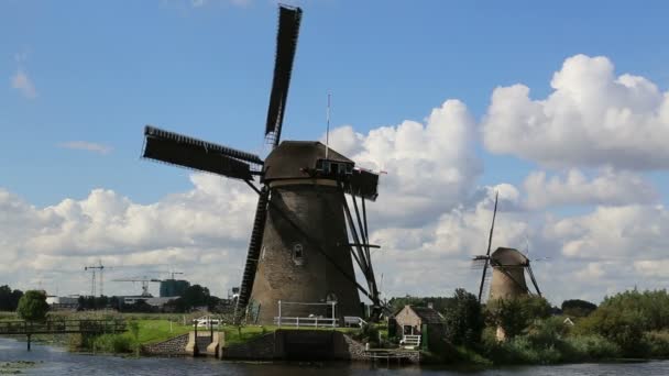 Tradiční Větrný Mlýn Kinderdijku Holandsko — Stock video