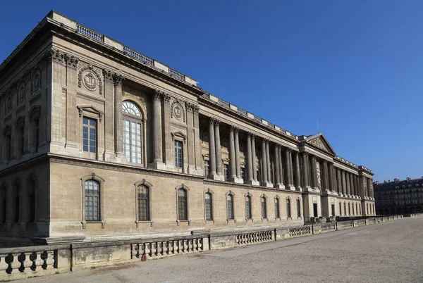 Louvren i Paris, Frankrike — Stockfoto