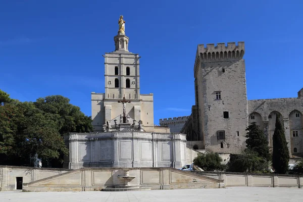 Notre Dame Kerk Een Van Torens Van Het Paleis Van — Stockfoto