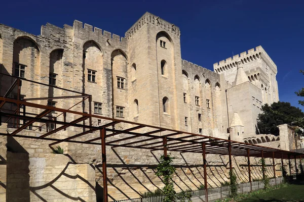 Muren Torens Van Het Middeleeuwse Paus Paleis Avignon Frankrijk — Stockfoto