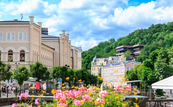 Romantikus építészet, Karlovy Vary-Csehország — Stock Fotó