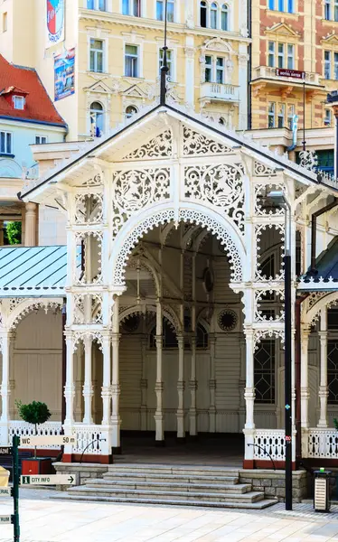 Romantic architecture of Bohemia, Karlovy Vary — Stock Photo, Image