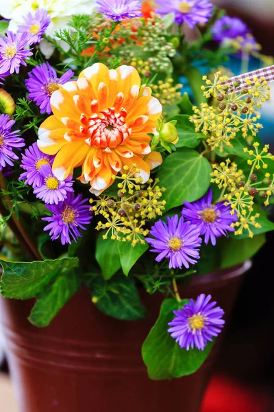Sonbaharda çiçek buketi — Stok fotoğraf