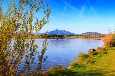 Hopfensee Gölü. Bavyera, Almanya