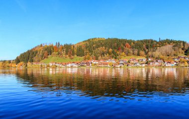 Hopfensee Gölü. Bavyera, Almanya