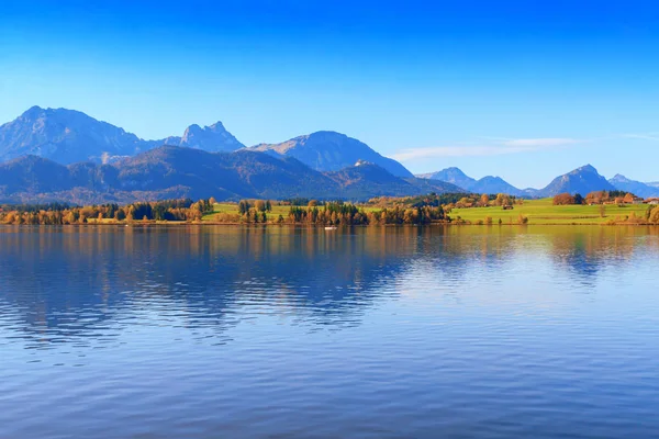 Hopfensee lake.Bavaria, Alemania —  Fotos de Stock