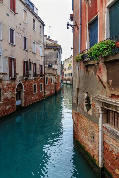 Wasserkanal in Venedig — Stockfoto