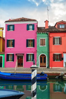 Renkli evler Burano Adası