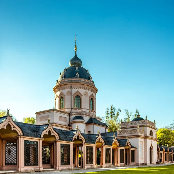 Schwetzingen Allemagne Avril 2019 Magnifique Parc Avec Mosquée Rose Printemps — Photo