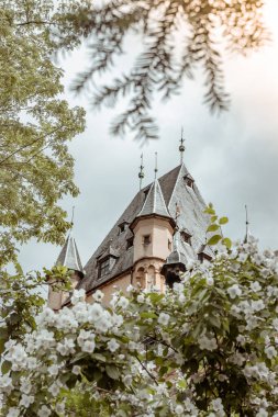 Eski Kale Kuleleri İlkbaharda, Almanya