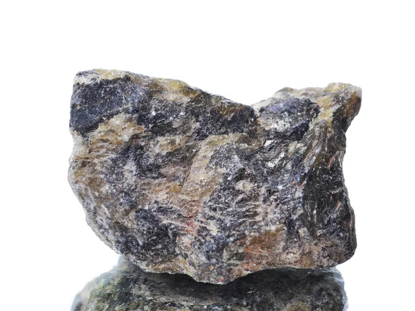 Macrofilmagem Espécime Rocha Mineral Natural Pedra Labradorita Sobre Fundo Branco — Fotografia de Stock