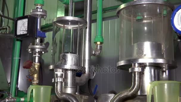 Химический завод по производству биоэтанола — стоковое видео