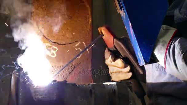 Welding Metal Industry Worker Welder Performs Arc Welding Process Metal — Stock Video