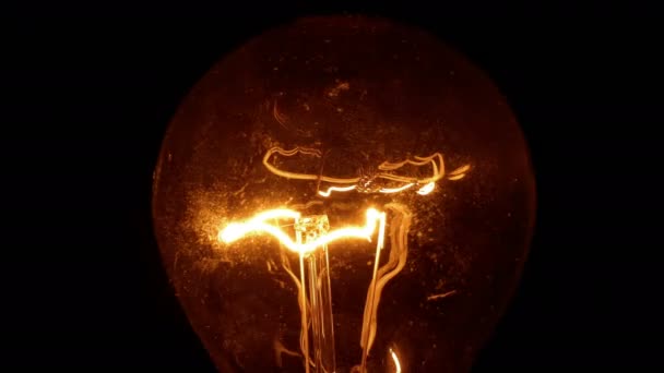 Lâmpada Cintilação Lâmpada Luz Real Acendendo Brilho Cintilação Fundo Preto — Vídeo de Stock