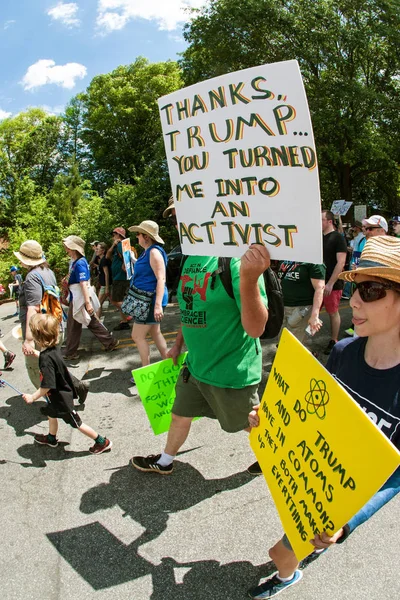 Man Holds Up Sign Walking In Atlanta March For Science — Stock Photo, Image