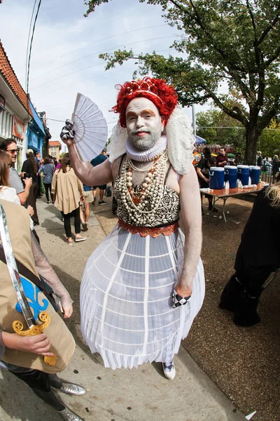 Atlanta Eua Outubro 2017 Homem Vestido Como Rainha Copas Alice — Fotografia de Stock