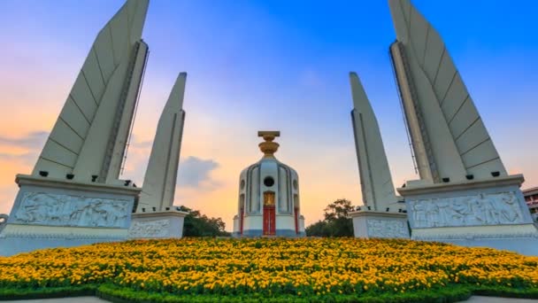 Monumento Democrático Tailândia Dia Noite Tempo Lapse Zoom — Vídeo de Stock
