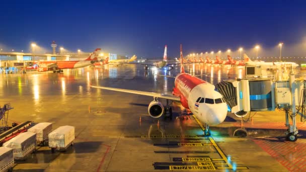 Bangkok Tailandia Jul 2017 Time Lapse Aviones Airasia Airlines Aparcamiento — Vídeos de Stock