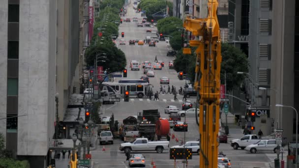 Занимательная улица в центре Лос-Анджелеса — стоковое видео