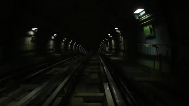 Metro en Turín — Vídeo de stock