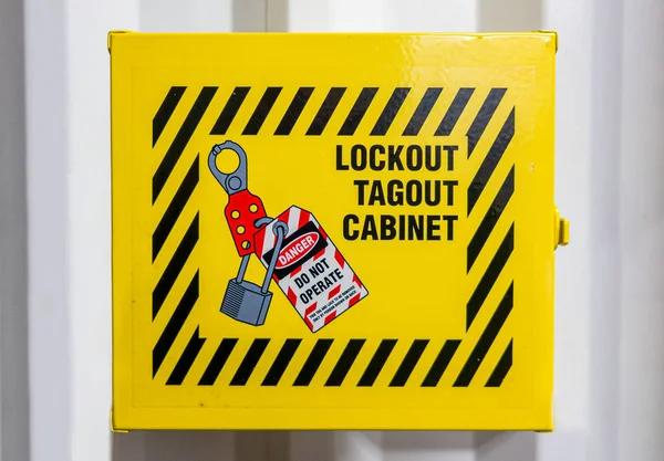 Lockout tagout Stock Photos, Royalty Free Lockout tagout Images ...