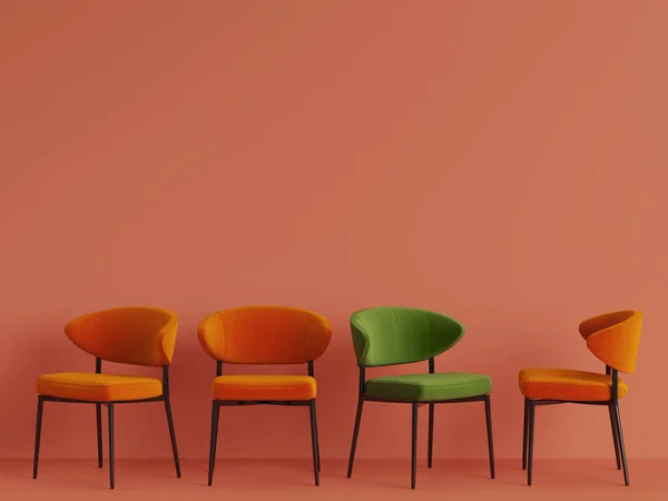 Yeşil Sandalye Turuncu Turuncu Pastel Backgrond Sandalyelere Arasında Minimalizm Kavramı — Stok fotoğraf