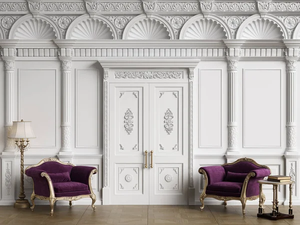 Klasszikus székek luxus belső térben fénymásoló hellyel — Stock Fotó