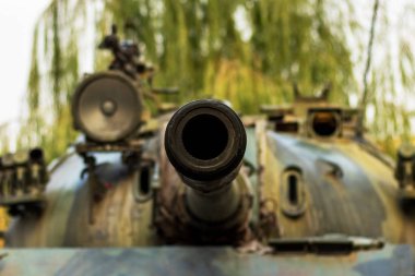 Tank tüfeği yaklaş. Savaş kavramının yüzü.