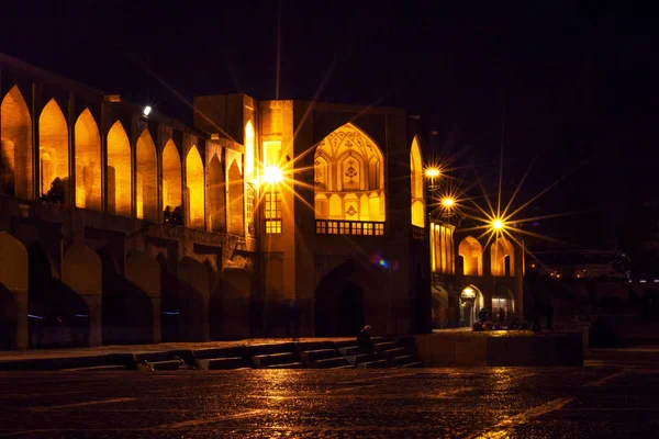 Часть Моста Хаджу Один Исторических Мостов Заяндеруде Крупнейшей Реке Иранского — стоковое фото