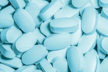 Vitaminler ve eser elementler. Vücutta metabolizma. Sağlık, aktif uzun yaşam, güzellik ve gençlik kavramı.