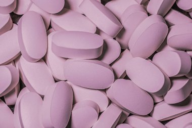 Vitaminler ve eser elementler. Vücutta metabolizma. Sağlık, aktif uzun yaşam, güzellik ve gençlik kavramı.