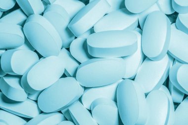 Vitaminler ve eser elementler. Vücutta metabolizma. Sağlık, aktif uzun yaşam, güzellik ve gençlik kavramı.