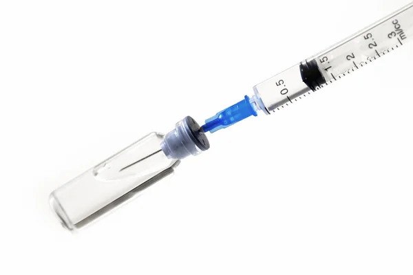 Fiolă Vaccin Seringă Apropiată Acul Seringii Străpuns Capacul Cauciuc Fiolei — Fotografie, imagine de stoc