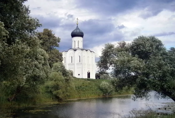 Kyrkan Täcka Nerli — Stockfoto