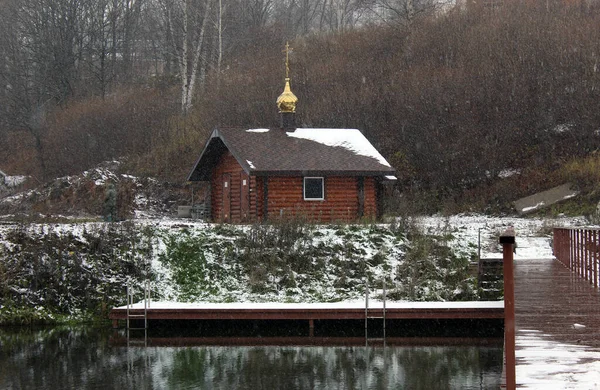 Petite Église Sur Lac — Photo