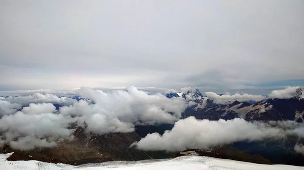 Панорамний Вид Гори Ельбрус — стокове фото
