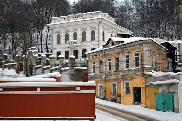 Krásná Stará Městská Architektura Zimě — Stock fotografie