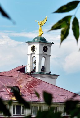 Ortodoks Kilisesi 'nin çan kulesi