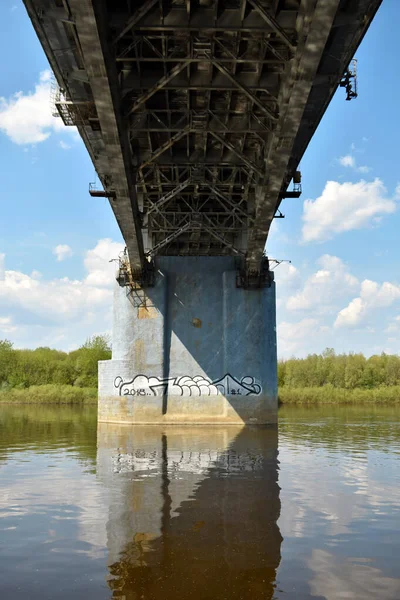 Puente Carretera Sobre Río — Foto de Stock