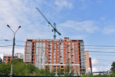 Bir tuğla ev inşa etme süreci