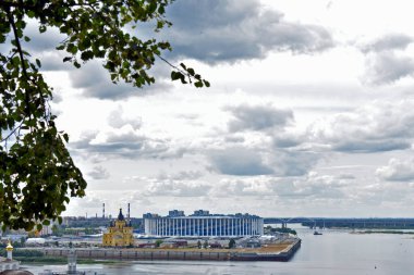 Nizhny Novgorod 'un panoraması. Oka ve Volga nehirleri
