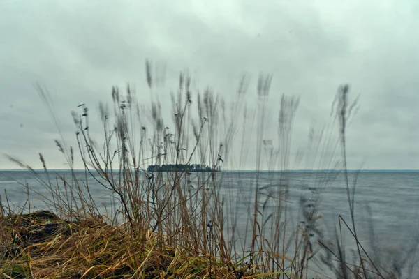 Alacakaranlıkta Volga Nehri Kıyısında — Stok fotoğraf