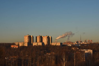 Şafak vakti Nizhny Novgorod panoraması