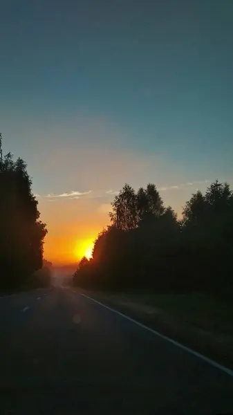 Amanhecer Sobre Estrada — Fotografia de Stock