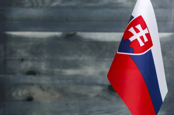 Fragmento Bandera República Eslovaca Primer Plano Fondo Madera Borrosa Colocado —  Fotos de Stock