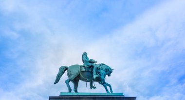 Norveç Kralı 'nın Heykeli .