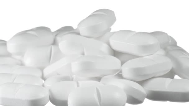 Λευκά Ιατρικά Χάπια Πολύ Κοντά Φάρμακα Και Ναρκωτικά Απομονωμένα Λευκό — Αρχείο Βίντεο