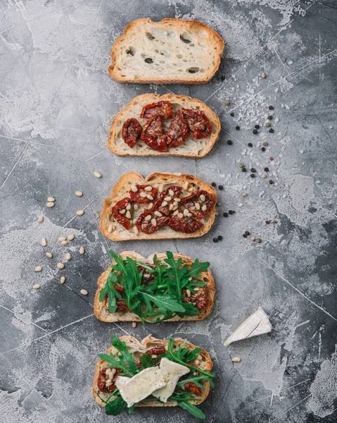 Domates ve peynir ile tapas