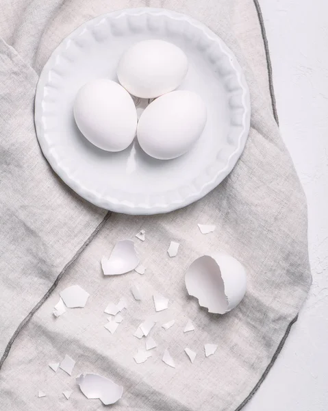 Çiğ yumurta arka plan ışık