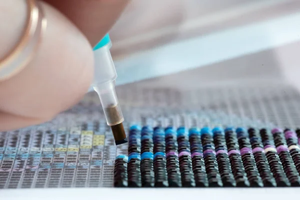 Elmas nakışı soyut arkaplanı kapat.